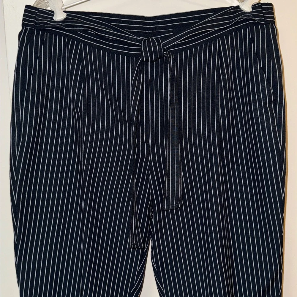 TOMMY HILFIGER Navy Pinstripe Tie Front High Rise Slacks Career Size L - Picture 5 of 14